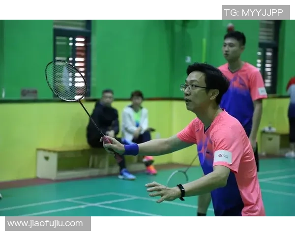 广州羽毛球队防反战术革新探讨与未来发展展望 广州羽毛球队防反战术革新探讨与未来发展展望