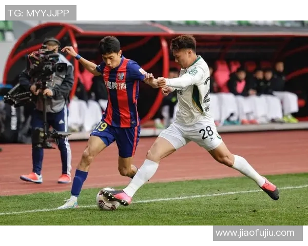 杭州足球队在邀请赛中的比赛经验与表现分析 杭州足球队在邀请赛中的比赛经验与表现分析